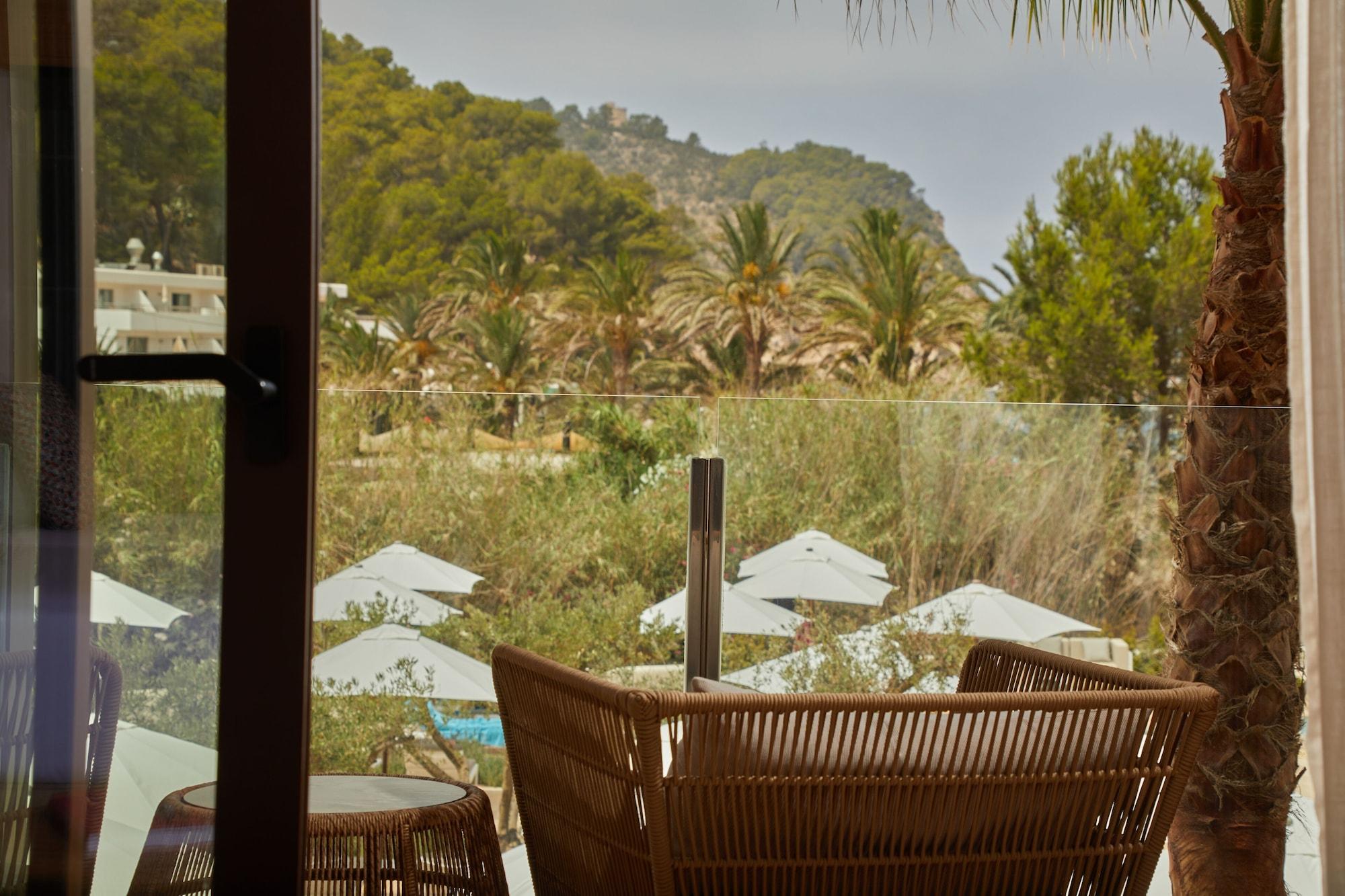 Cala San Miguel Ibiza Resort, Adults Only, Curio Collection By Hilton Port de Sant Miguel ภายนอก รูปภาพ View from the hotel