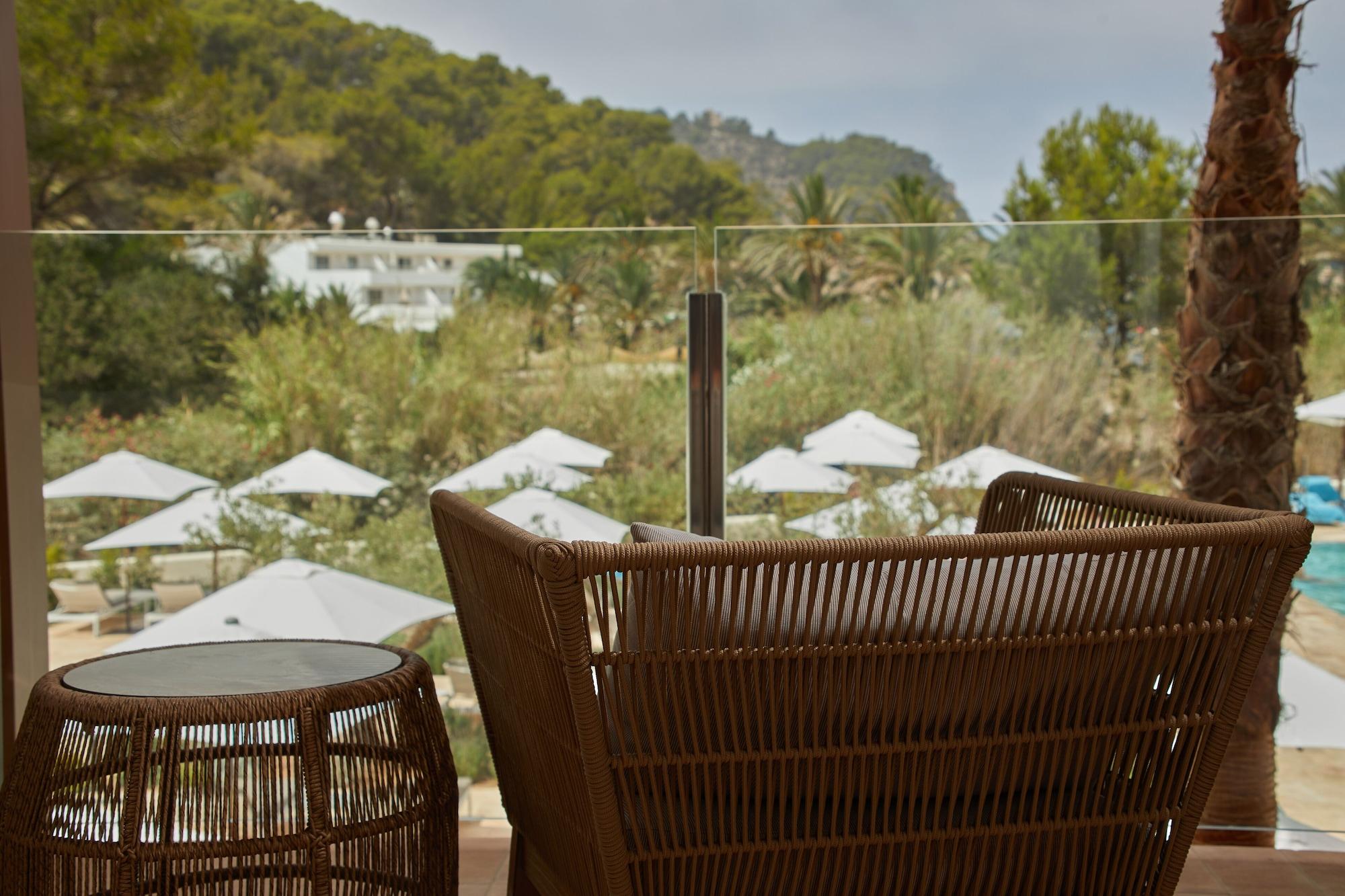 Cala San Miguel Ibiza Resort, Adults Only, Curio Collection By Hilton Port de Sant Miguel ภายนอก รูปภาพ View from the hotel