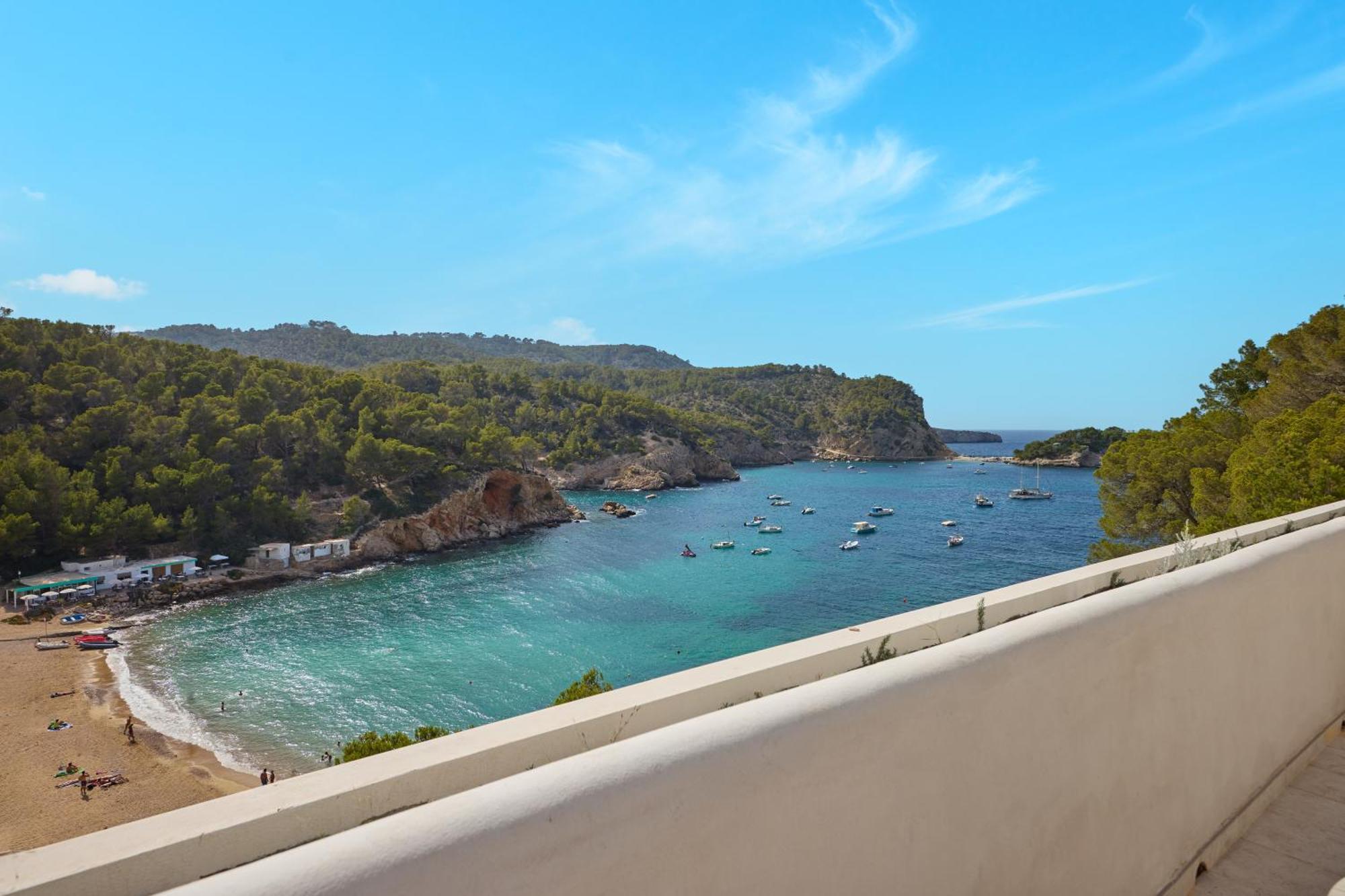 Cala San Miguel Ibiza Resort, Adults Only, Curio Collection By Hilton Port de Sant Miguel ภายนอก รูปภาพ